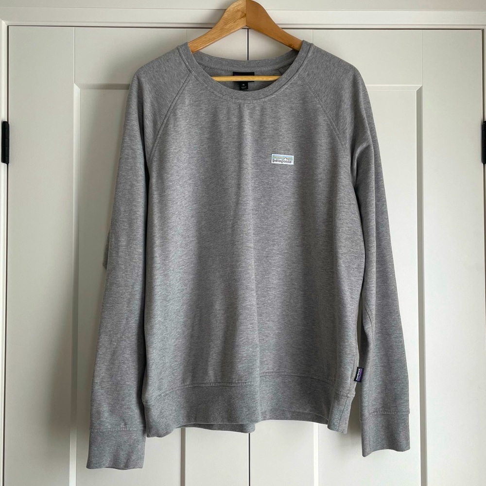 NWOT Patagonia women’s XL crew neck